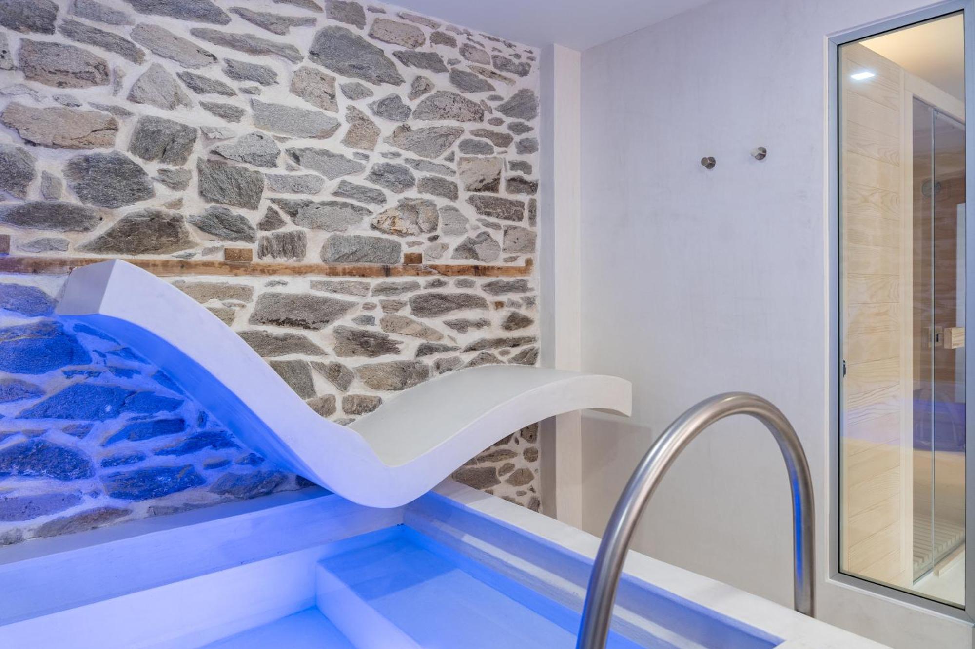 Pomegranate Suites Kavala Exterior photo